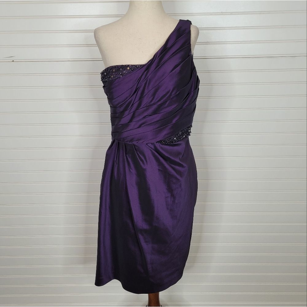 Elegant Purple One-Shoulder Dress